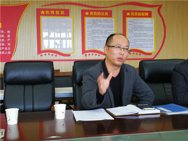 4遂宁东辰荣兴国际公司董事长助理刘洪文介绍有关情况.jpg